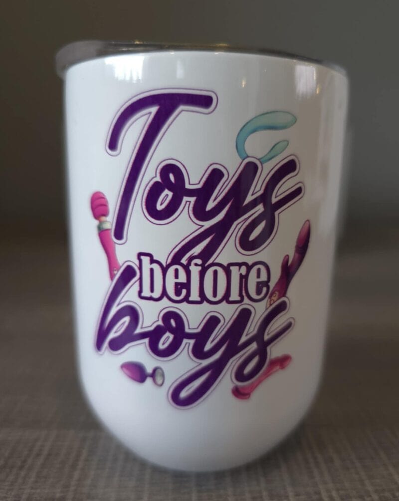 Verres et tasses humoristique la zone festive